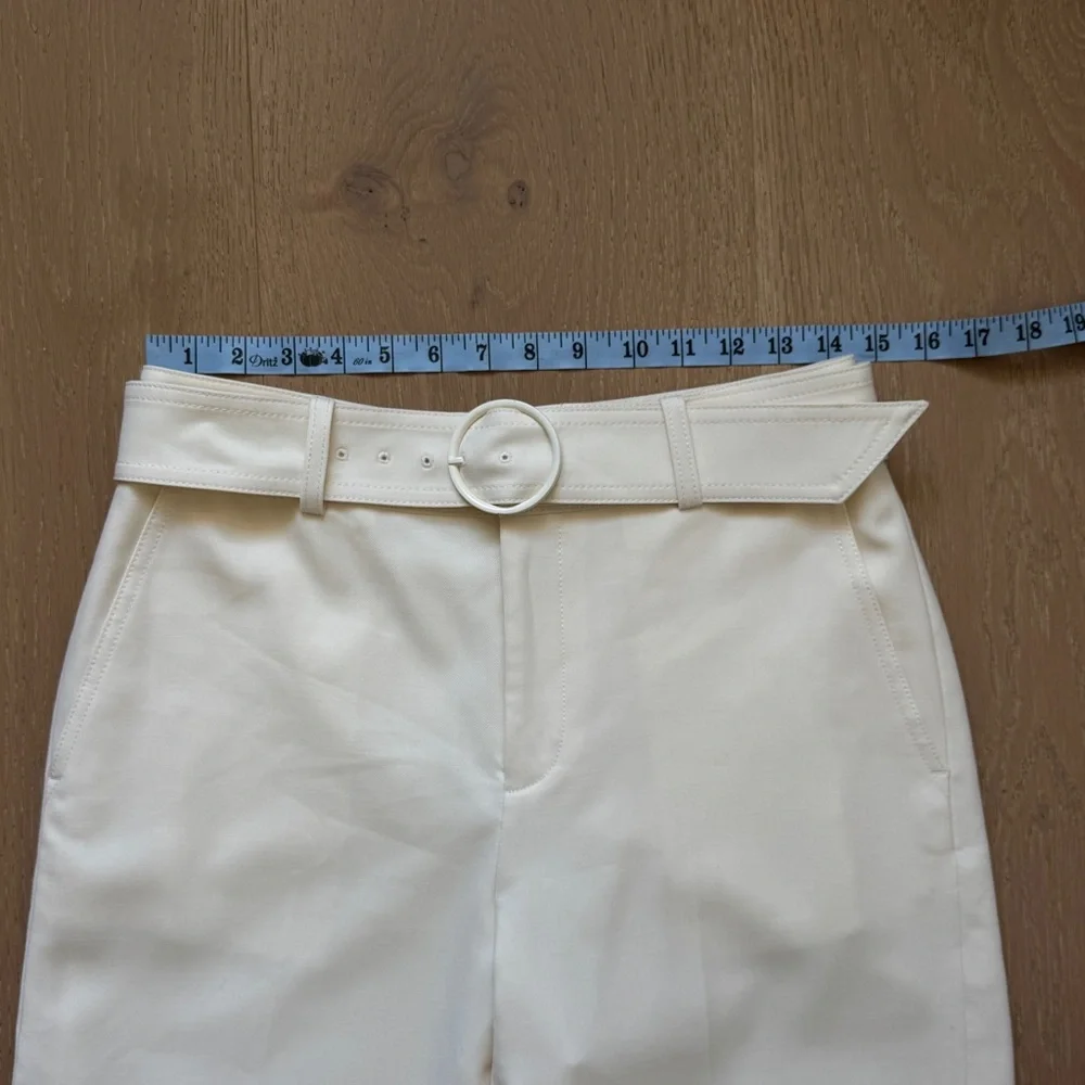 Club Monaco Enamel Ring ButterCream Cropped Women's Pants - Picture 3 of 9